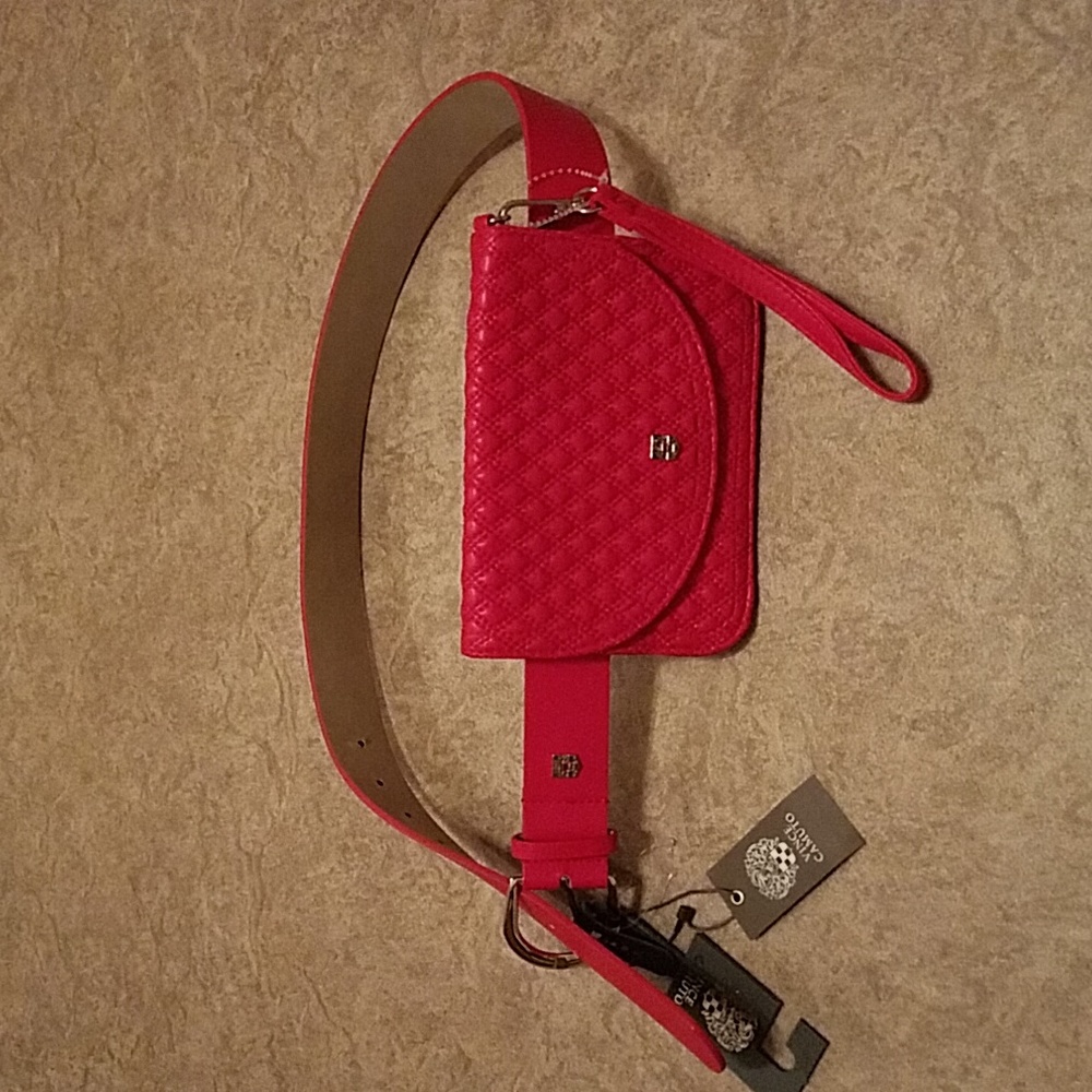 NWT.  Size L.  Vince Camuto Belt w/Removeable Wristlet